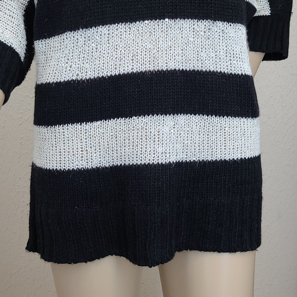 AB Studios stripe black/white sweater, Large - Picture 4 of 9